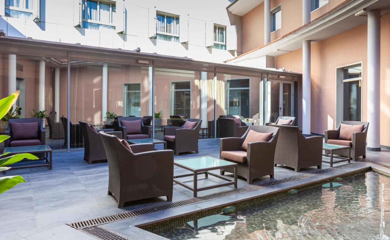 Porcel Torneo Hotel Sevilla Bagian luar foto